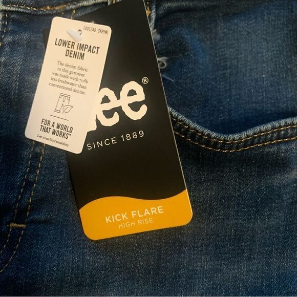 Lee Heritage Medium Wash High-Rise Kick Flare Jeans Size 6M - Picture 11 of 12